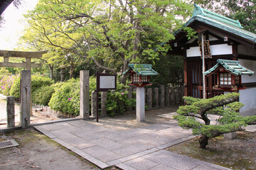 shinto temple (toyokuni shrine) in osaka in japan 