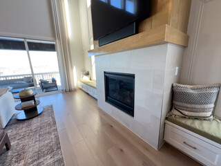 Modern Living Room with Fireplace and Spacious Seating Arrangement