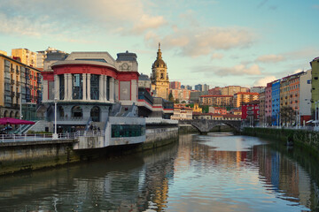 Bilbao. View of the Nervión River, the riverside market and the church of San Antón. An iconic image of the city