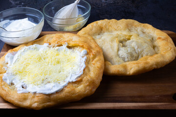 Hungarian deepfried flatbread
