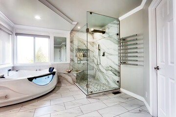 Spacious modern contemporary master bathroom with jacuzzi hot tube and large glass walk in shower - obrazy, fototapety, plakaty