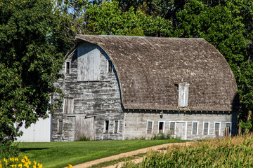 Fototapeta na wymiar large white barn