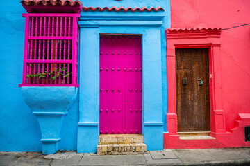 colorful street of cartagena de indias old town, colombia - obrazy, fototapety, plakaty