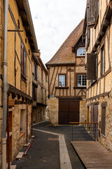 Fototapeta na wymiar Straße in der Altstadt von Bergerac, Nouvelle-Aquitaine, Frankreich