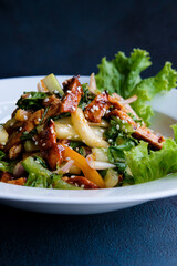 Shanghai Salad served on a white plate, social media post, food photography, fine dining, blue background, restaurant menu, Healthy, lifestyle, diet, vegan