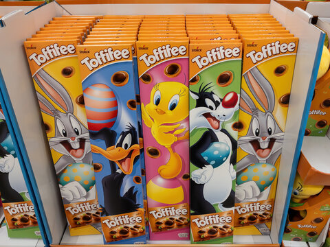 Looney Tunes Toffifee Candy Display for Easter