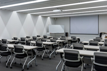 Clean and Empty Lecture room