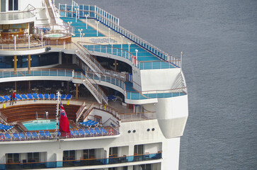 Kreuzfahrtschiff Grand geht auf Alaska-Kreuzfahrt von Vancouver, Kanada - Modern Princess...