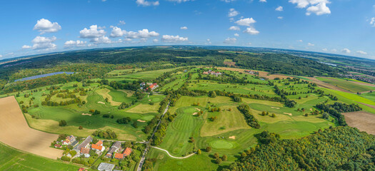 Die Region Donauwörth in Nordschwaben von oben, Blick zum Golfplatz am Schellenberg