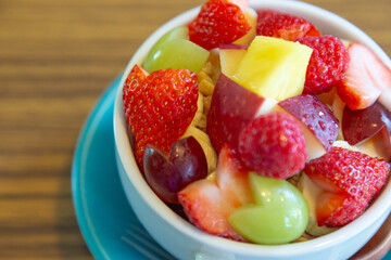 カフェで食べた色鮮やかなアサイーボウル