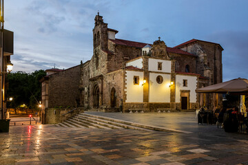 Aviles night view of Carlos Lobo square and Padres Franciscanos church