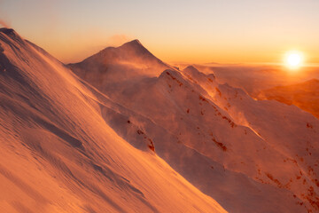 Fototapeta na wymiar 美しい冬山の景色