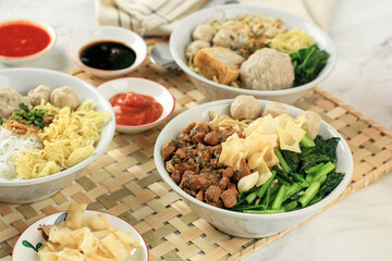 Mie Ayam Bakso Chicken Noodle Meatballs