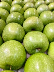 Fresh apples Granny Smith.