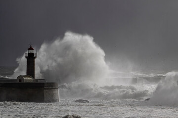 Fototapeta na wymiar Douro river mouth storm