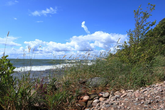 Lake V&auml;nern. Summer day. Hindens rev, Sweden, Scandinavia, Europe.