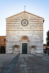 Fototapeta na wymiar San Francesco plaza with church in Lucca, Italy