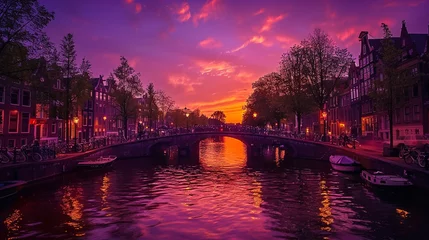 Papier Peint photo Tailler Canals of Amsterdam at twilight, bikes and bridges under a glowing sky
