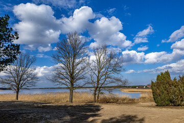 Fototapeta premium Water reservoir in Poraj in spring on a lake