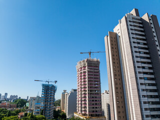 Fototapeta na wymiar Foto aérea da região de Pinheiros em São Paulo, proxima ao cemitério do Araxá e tambem da avenida Paulista