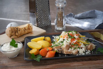 Krenfleisch oder Steirisches Wurzelfleisch