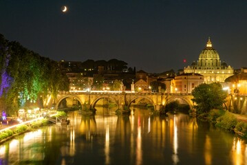 Fototapeta na wymiar City of Rome at night