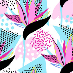 Fashion tropical funny wallpapers. Seamless pattern with flowers Strelitzia on white background geometric shapes. Modern style.
