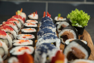 Orientalne rolki sushi