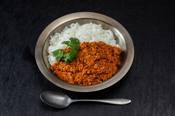 ドライカレー　Photo of homemade spicy dry curry