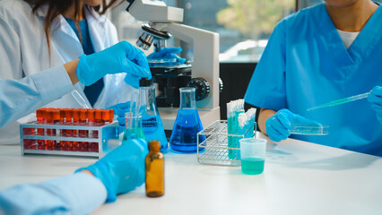 Fototapeta premium Laboratory tests with a team of people, ensuring precision and accuracy in scientific experiments and analyses, contributing to advancements in various fields.