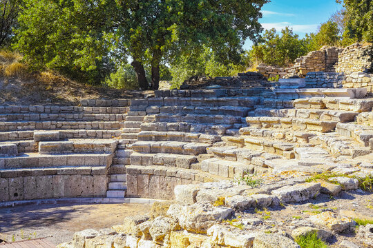 Ruins of ancient Troy (Troja). Odeon of Troy IX - small concert hall in ancient Troy of Roman era. Hisarlik hill. Tevfikiye (Cankkale), Turkey (Turkiye)