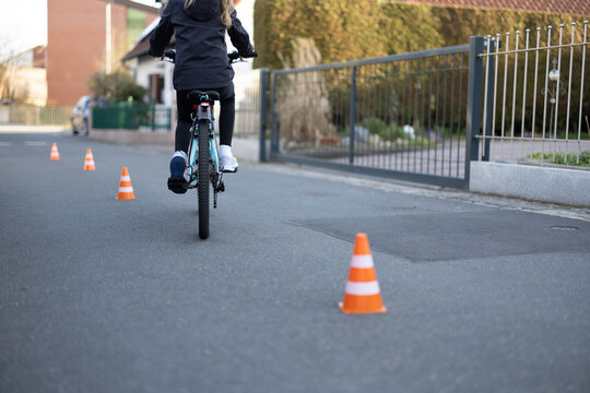 Kind Fahrrad Parcours