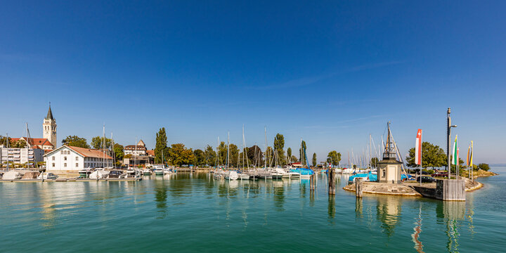 Switzerland, Thurgau, Romanshorn, Boats moored in marina on lake Bodensee