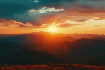 Obraz premium Beautiful sunset over majestic mountains. Ideal for travel and nature concepts