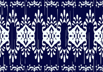 24030401 Traditional seamless embroidery pattern