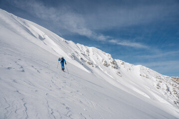 Fototapeta na wymiar Skitouring in the alps