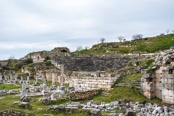 Obraz premium Scenic views from Afrodisias which was a small ancient Hellenistic city in the Caria, was named after Aphrodite, the Greek goddess of love in Aydın, Turkey