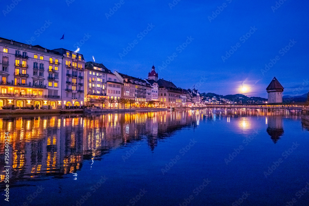 Wall mural city of lucerne in switzerland with famous kapellbrücke