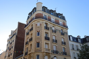 real estate in Paris , Haussmanian building