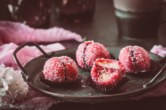Italian pastries with hazelnut filling, called Pesche alla Nocciola