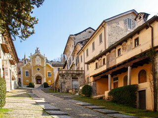 Village of Orta San Giulio - 750880481