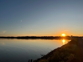 Obraz premium sunset over the sea