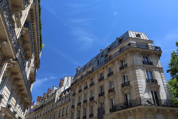 Fototapeta na wymiar real estate in wealthy neighborhood of Paris , 8th arrondissement