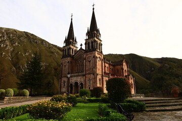 Fototapeta na wymiar Basílica de Santa María la Real de Covadonga is a Catholic church located in Covadonga, Asturias, Spain
