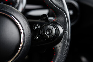 Automotive multimedia controls
