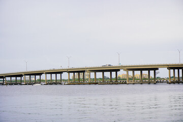 Fototapeta premium Bradenton, FL, USA - 03 02 2024: The landscape of Bradenton harbor and manatee river