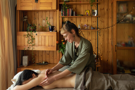 Thai girl shoulder blade massage