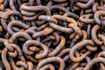 Fototapeta premium rusty old chains for fishing texture