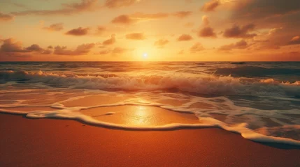 Photo sur Plexiglas Coucher de soleil sur la plage evening sun shines on the beach. beautiful golden sky Indescribably romantic