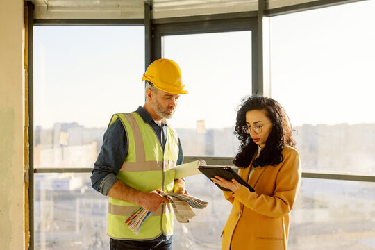 Builder Decorator Communication Large Windows Flat